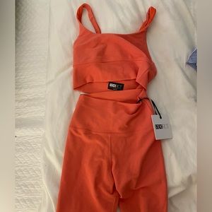 COPY - Beach riot set NWT